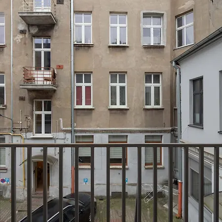 Nowomiejska Spacious Near Plac Wolnosci In By Renters * Łódź
