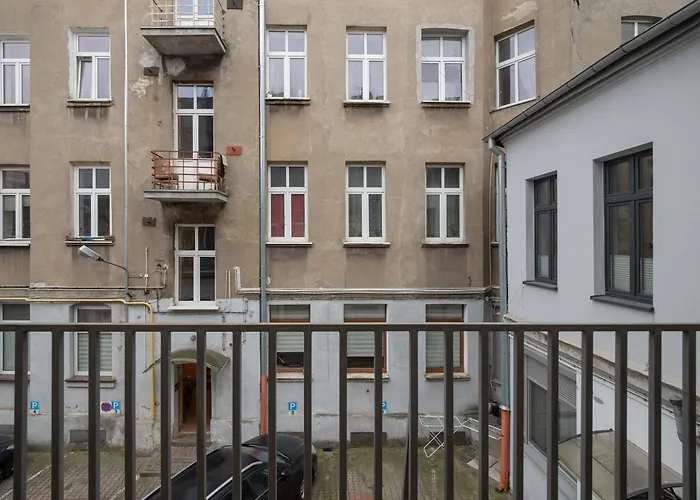 Nowomiejska Spacious Near Plac Wolnosci In By Renters * Łódź